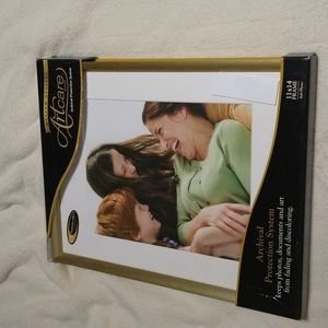 Artcare Picture Frame Nielsen Bainbridge  NWT.